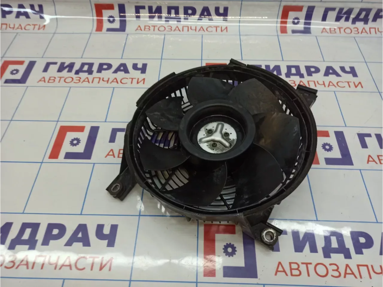 Вентилятор радиатора кондиционера Toyota Land Cruiser Prado (J150)  88590-60101